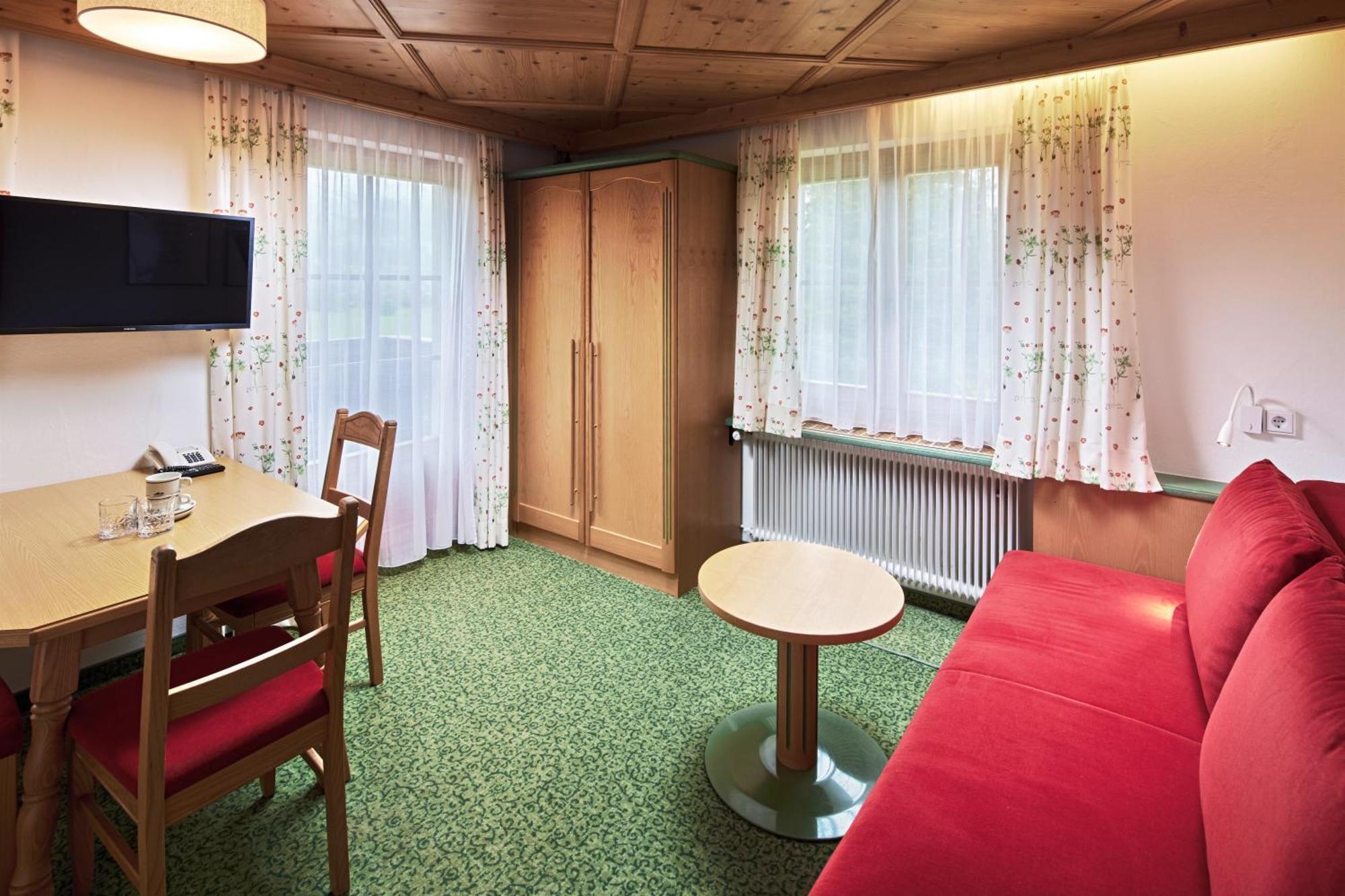 Hotel Gasthof Siggen Neukirchen am Großvenediger Exterior photo